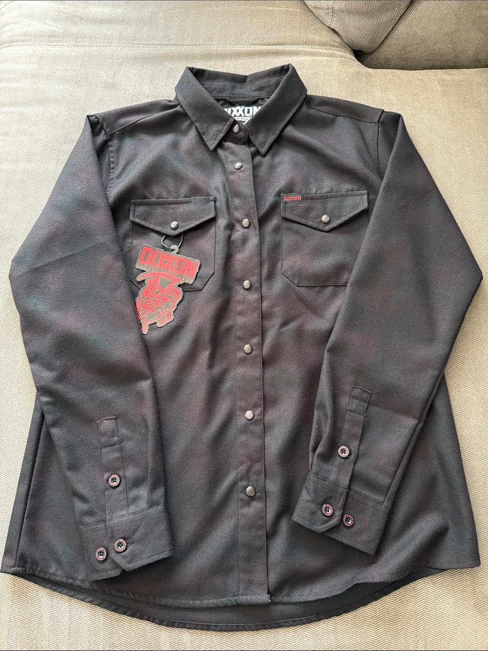 Women’s DIXXON “Darkness” Flannel - NWT!